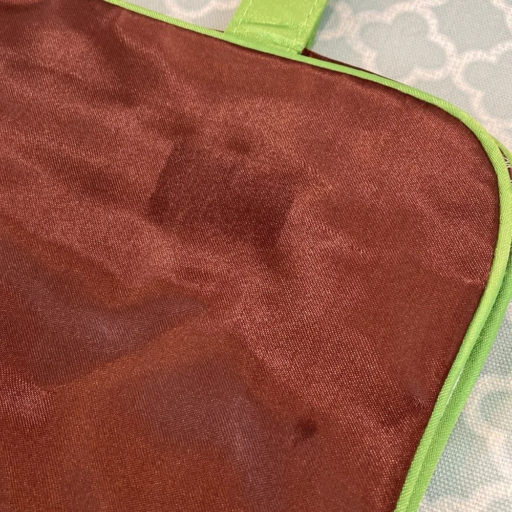 NEW Macadamia Professional Travel Bag